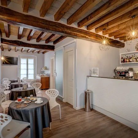 Cortaccia Sanvitale 3* Sala Baganza