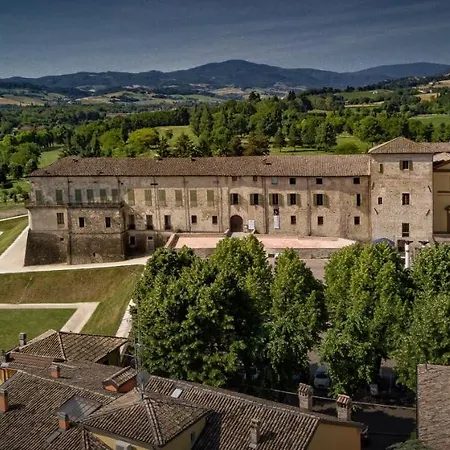 Cortaccia Sanvitale فندق