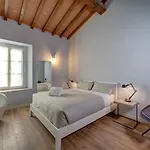 Cortaccia Sanvitale 호텔