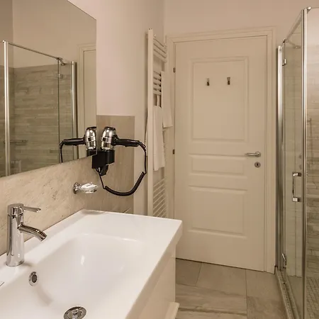 מלון Cortaccia Sanvitale 3*