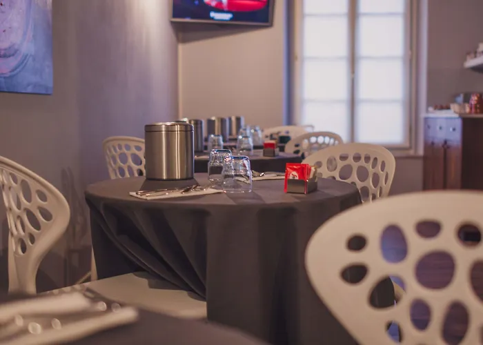 Hotel Cortaccia Sanvitale 3*