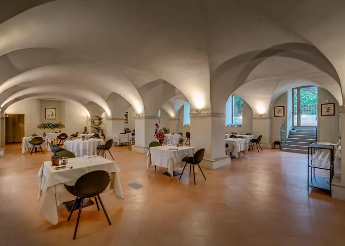 Cortaccia Sanvitale Hotel 3*